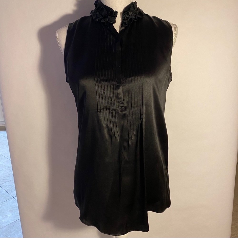 T Tahari Bonnie Sleeveless Ruffle Button Blouse